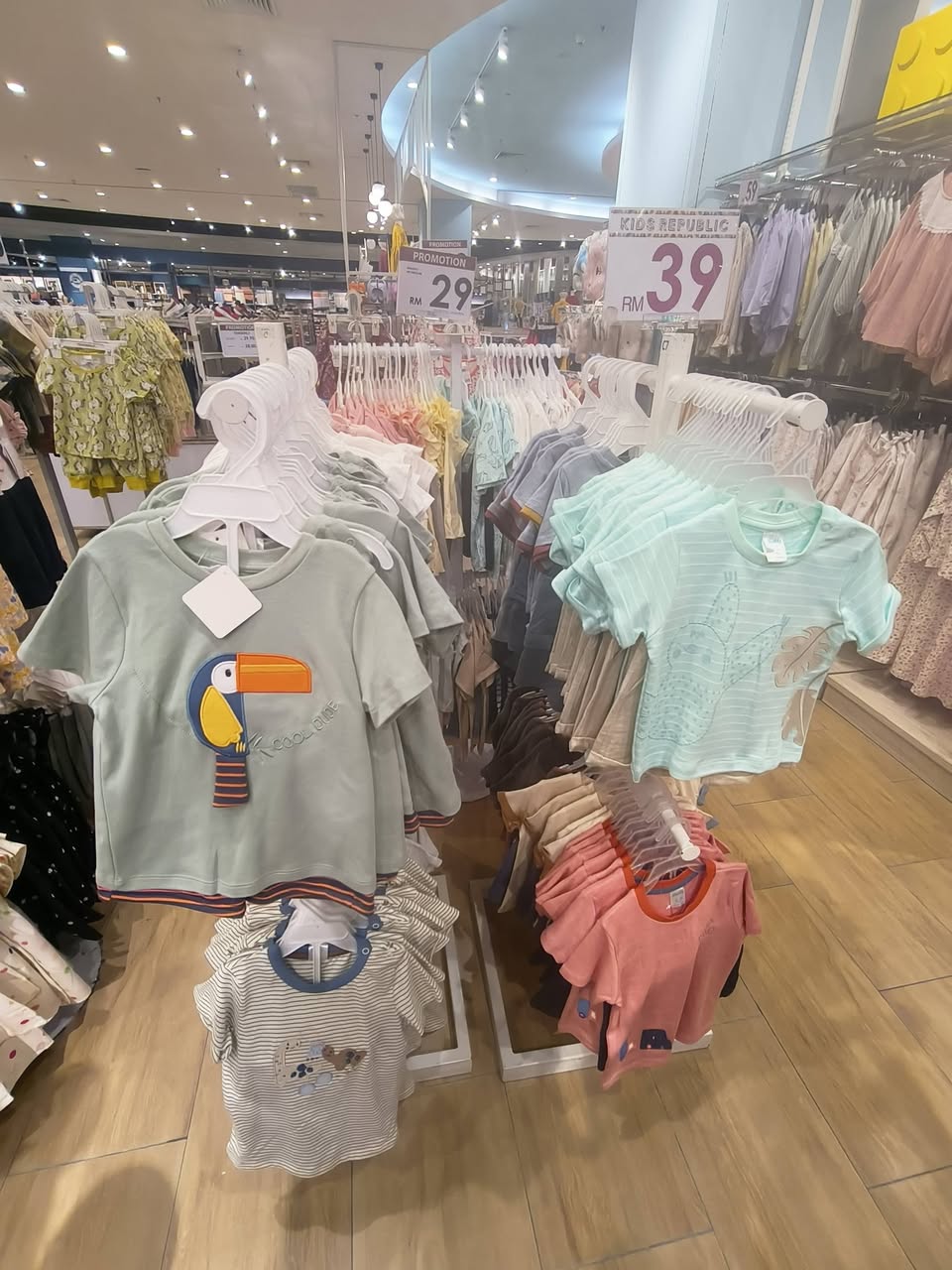 KIDS REPUBLIC children's clothing at Baby Fair Bonanza