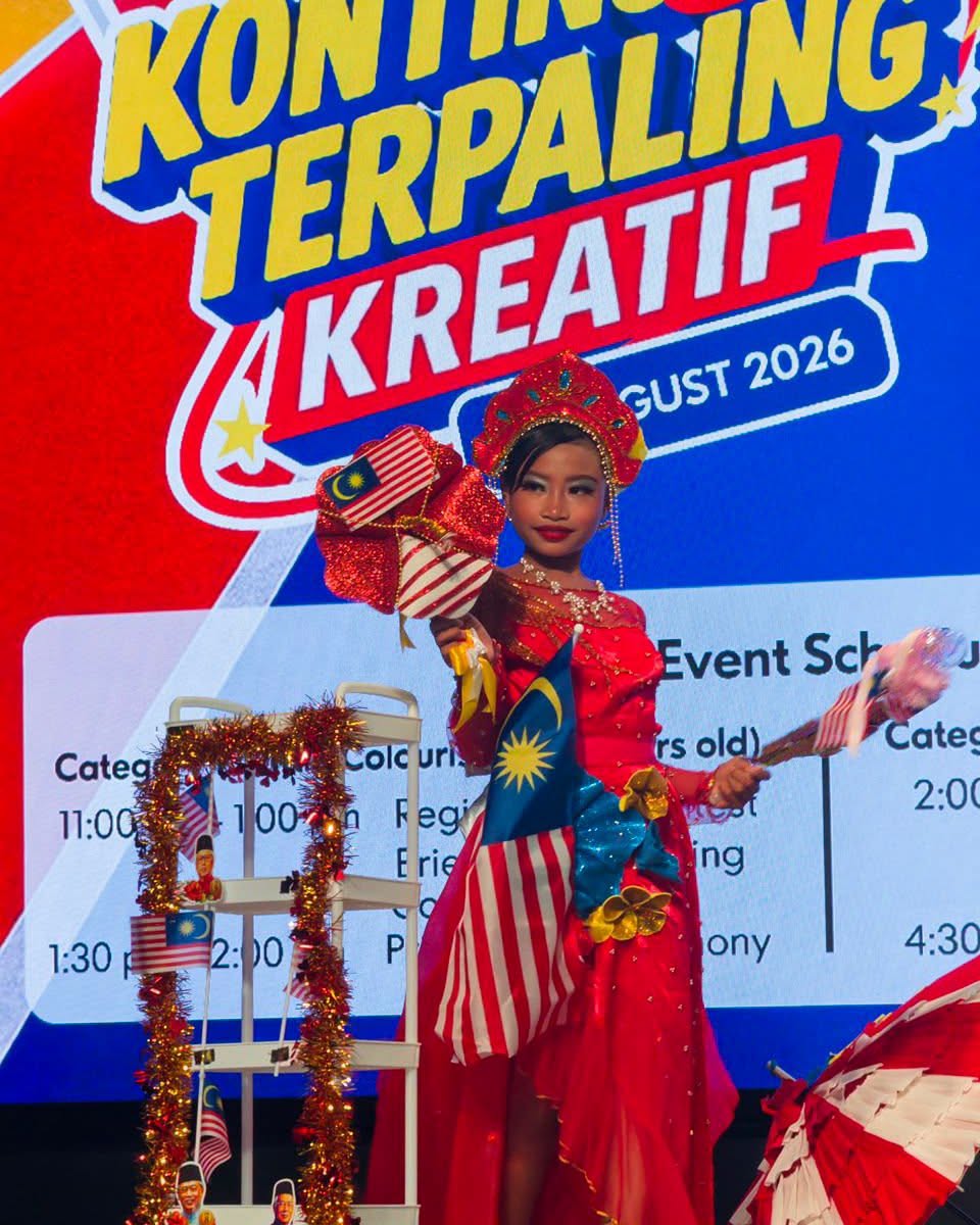 Kontinjen Terpaling Kreatif costume theme at Toppen