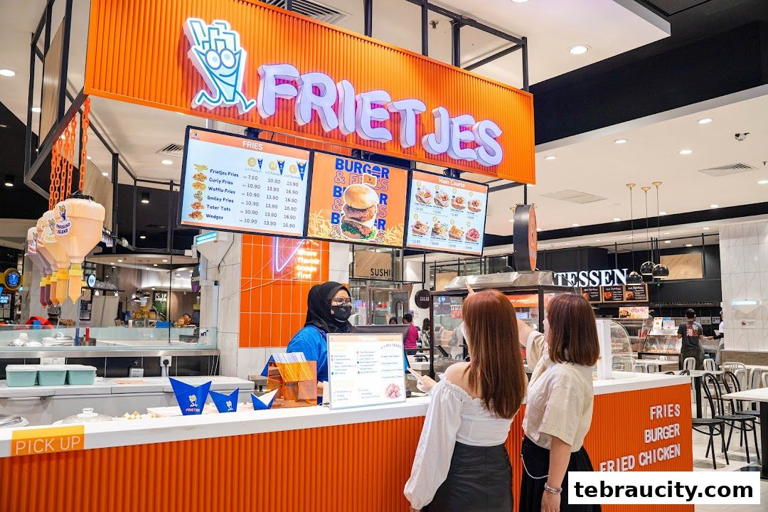 Frietjes_ Aeon Mall Tebrau City