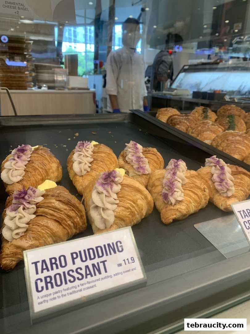 A display of freshly baked croissants with taro pudding filling at Hazu Bakery Cafe.