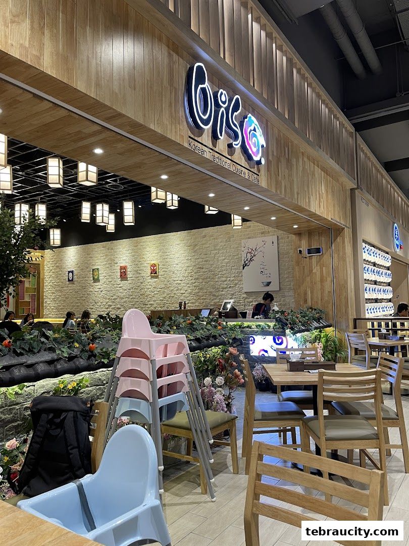 The entrance of Oiso Korean Restaurant with its signage and interior seating visible.
