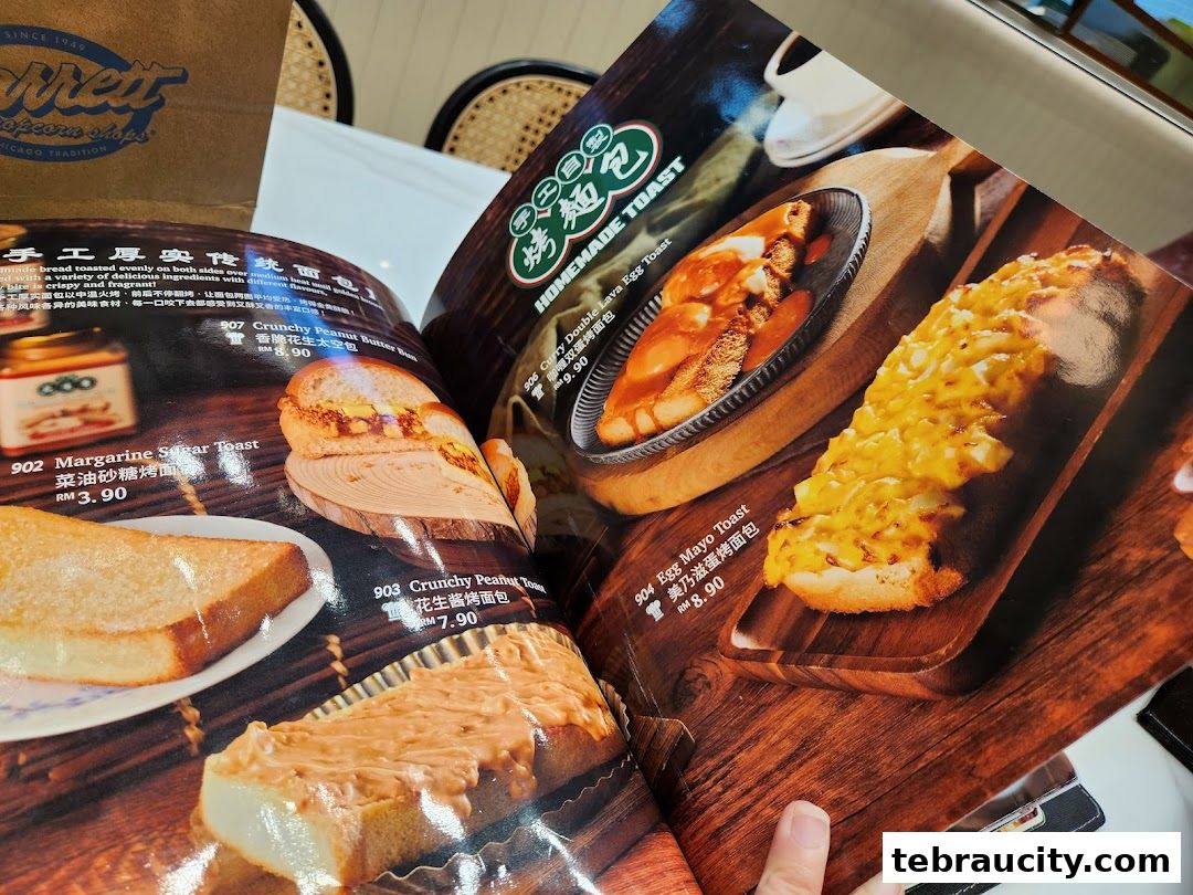 A menu showcasing various toast dishes with appetizing images and descriptions.