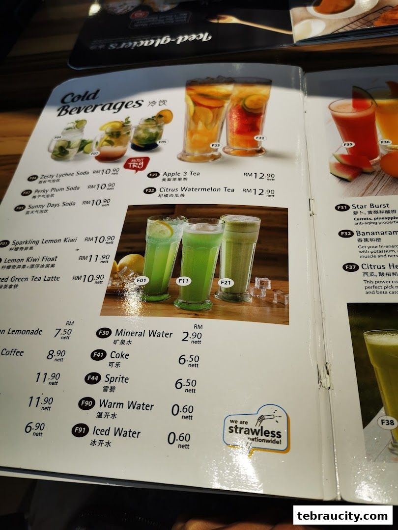 A menu page from Vivo Pizza featuring a selection of cold beverages with prices and descriptions.