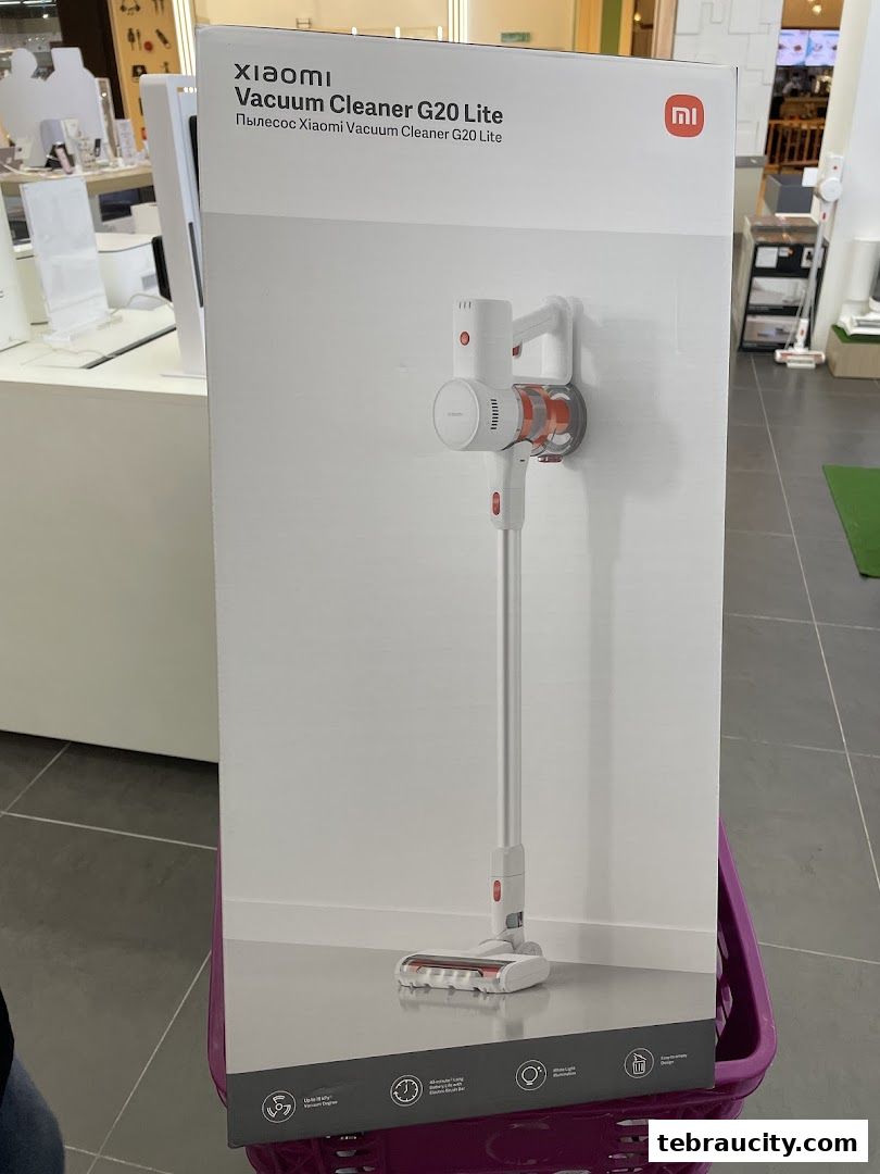 A Xiaomi vacuum cleaner G20 Lite box is displayed in a shopping cart.