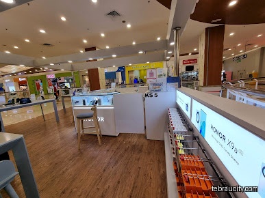 Honor Exprience Store @ AEON Mall Tebrau City