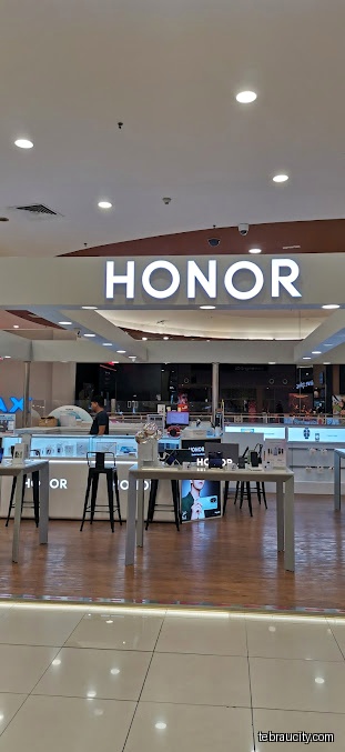 Honor Exprience Store @ AEON Mall Tebrau City