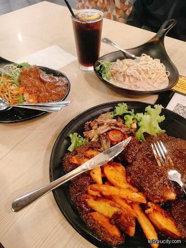 SDS Bakery & Cafe @ AEON Mall Tebrau City