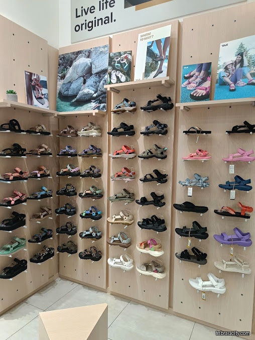 Teva @ AEON Mall Tebrau City
