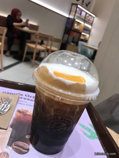 The Coffee Bean & Tea Leaf