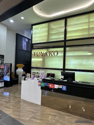 Toyako Salon