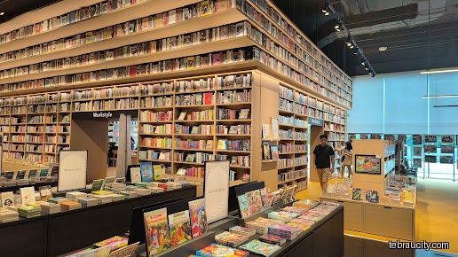 Tsutaya Bookstore