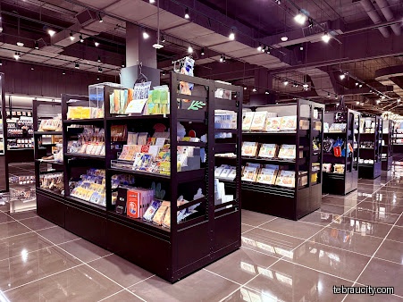 Tsutaya Bookstore
