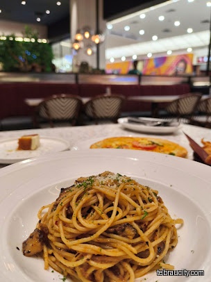 Vivo Pizza AEON Tebrau City
