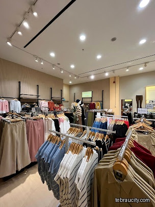 YFS Concept Store Aeon Tebrau